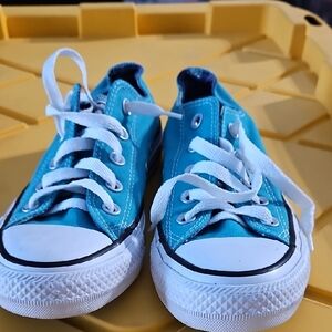 Women's Blue Canvas Athletic Shoes